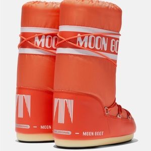NWT: ICON CORAL NYLON BOOTS